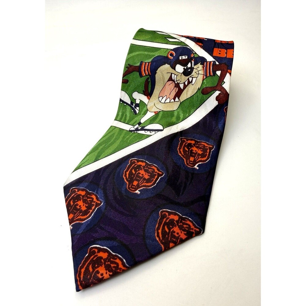 Chicago Bears  Looney Tunes Taz Tie Surrey  Necktie Vintage 1993 NFL Football